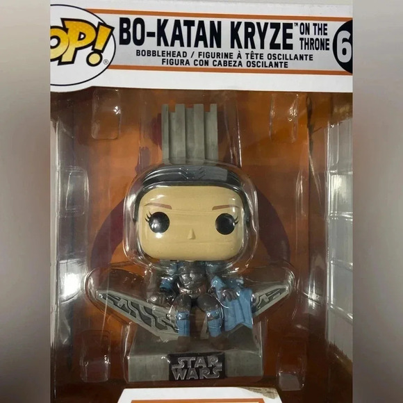 Star Wars - Bo Katan Kyrze on the Throne - Large Bobblehead #669 Funko Pop! BNIB - Picture 5 of 9